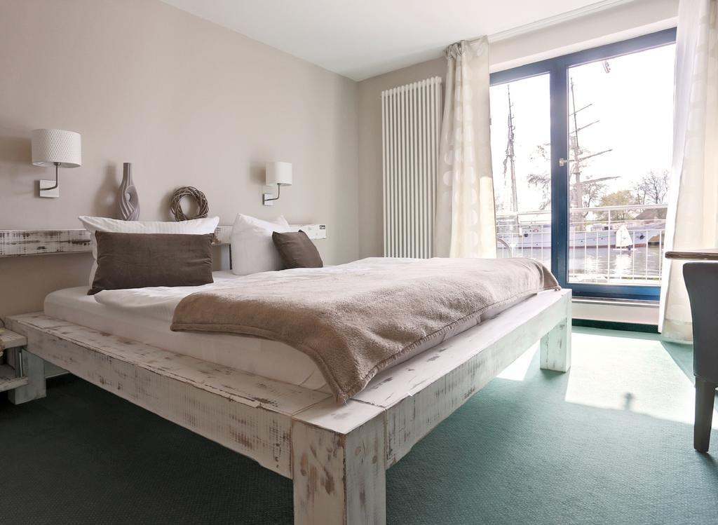 Hotel & Restaurant Utkiek Greifswald Phòng bức ảnh