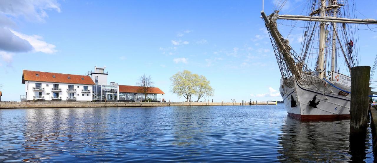 Hotel & Restaurant Utkiek Greifswald Ngoại thất bức ảnh