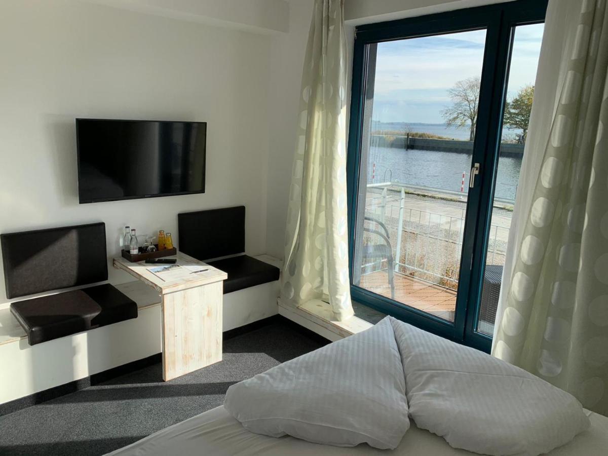 Hotel & Restaurant Utkiek Greifswald Ngoại thất bức ảnh
